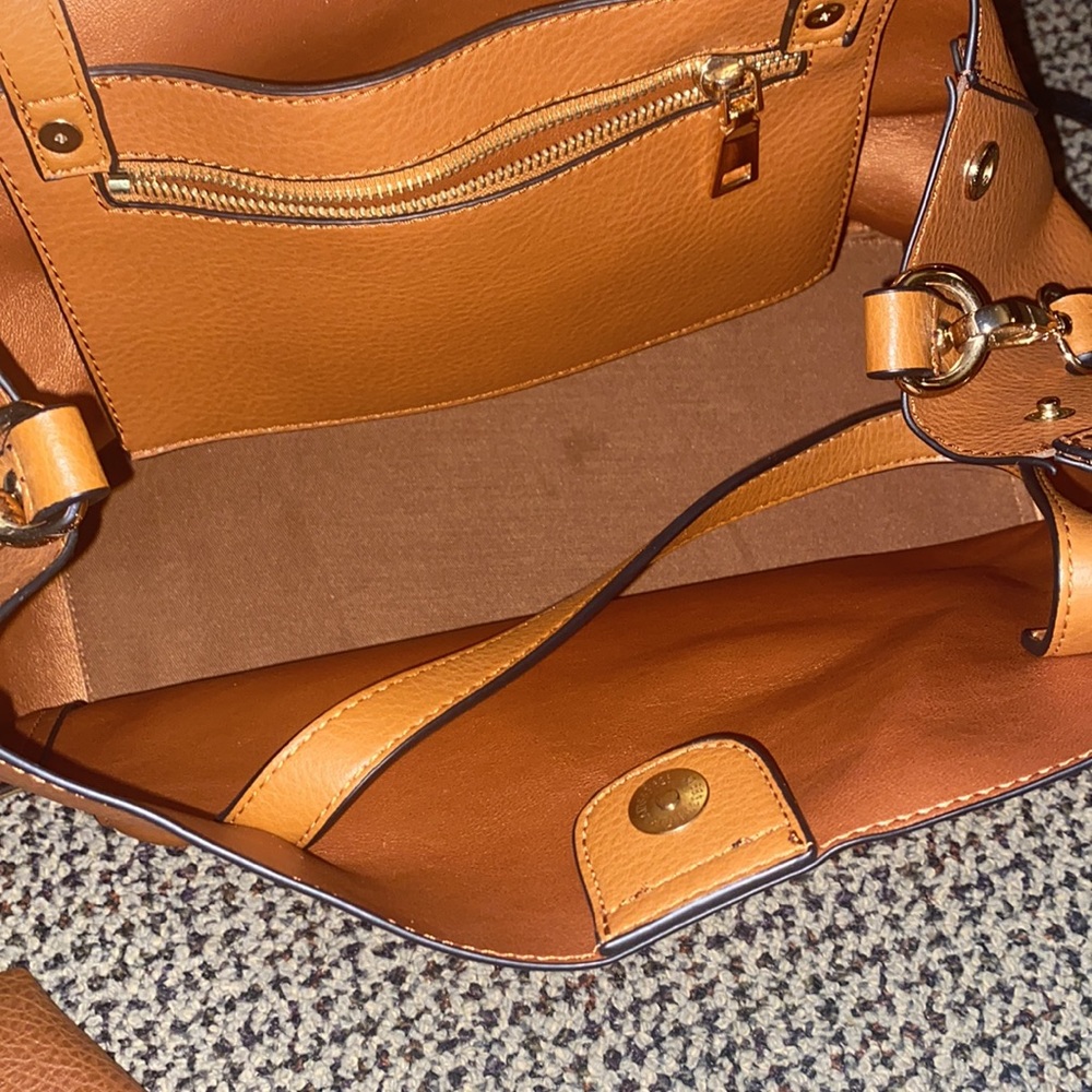 Vegan leather brown purse with a snap in pouch - Picture 4 of 7